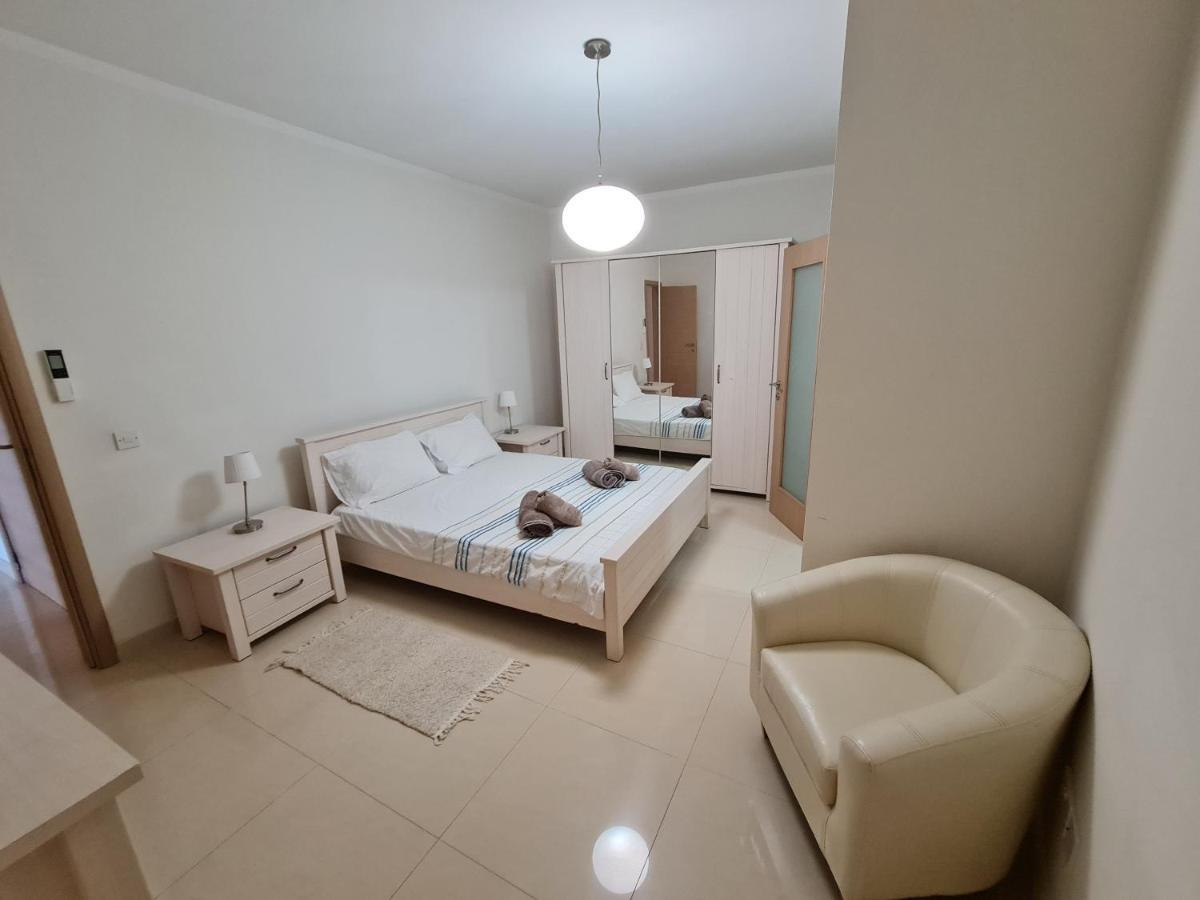 Seabreeze Waterfront Flat Daire Zebbug  Dış mekan fotoğraf